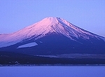 日本一高い山「富士山」。そんな過酷な条件でも吉報堂のゴム印は大活躍しています！！
